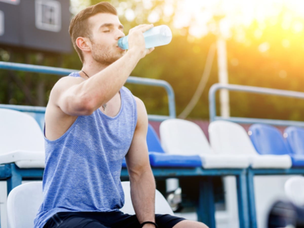 Are Sports Drinks and Salt Tablets Necessary for Preventing Dehydration and Heatstroke in Summer?